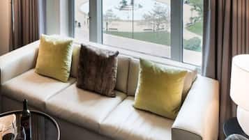 高級寢具、羽絨被、舒適加層、客房內保險箱