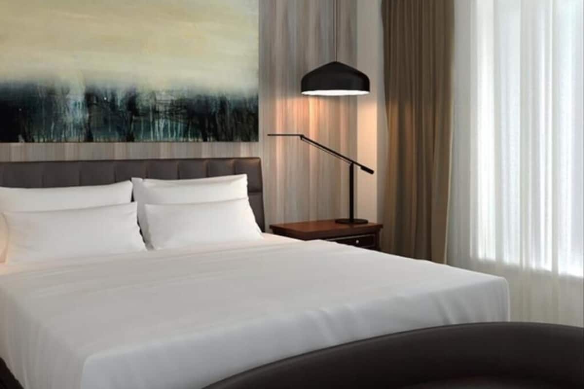 أغطية فراش متميزة وألحفة محشوة بالريش وأسرّة بطبقة علوية مريحة