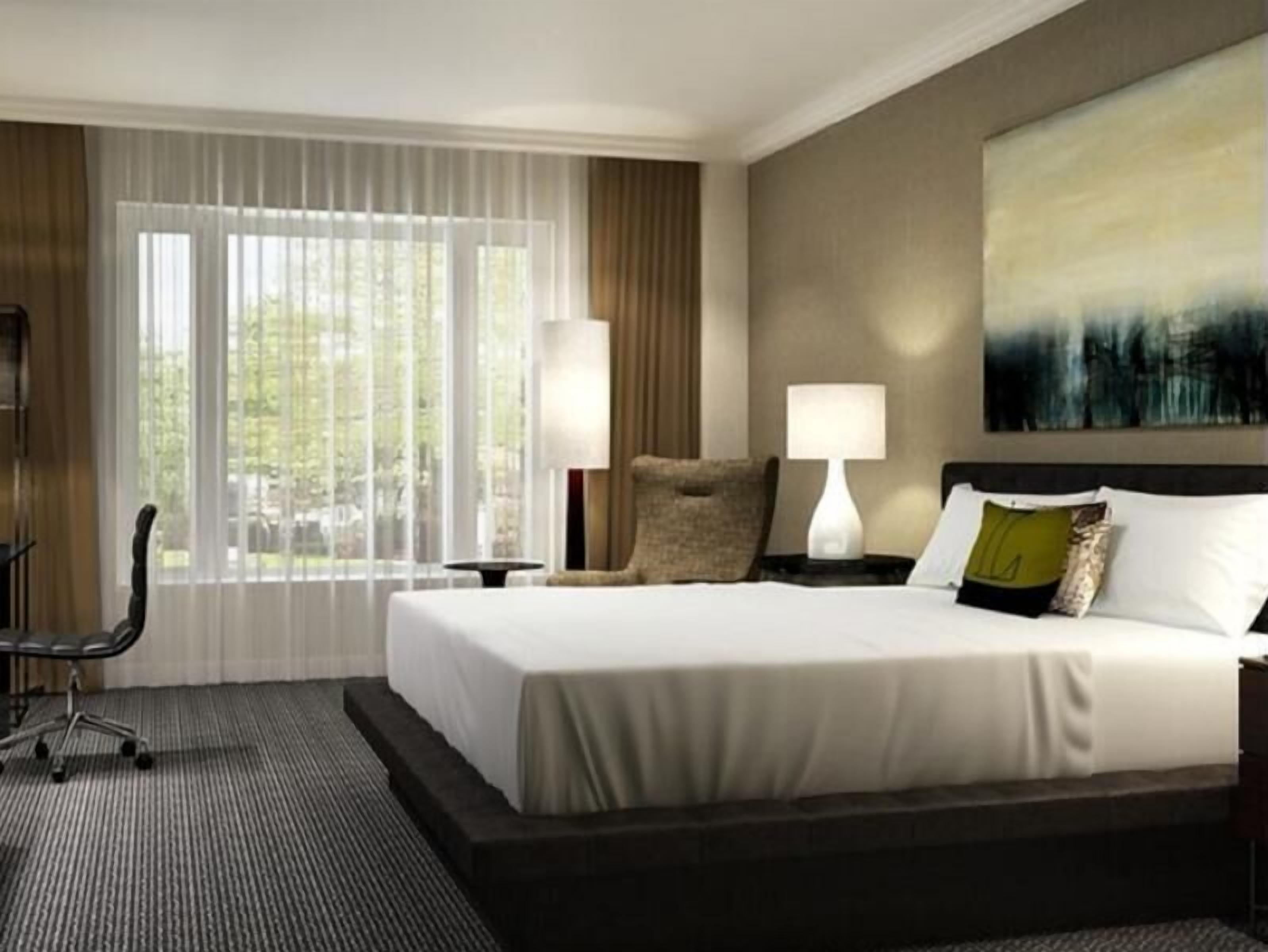 أغطية فراش متميزة وألحفة محشوة بالريش وأسرّة بطبقة علوية مريحة