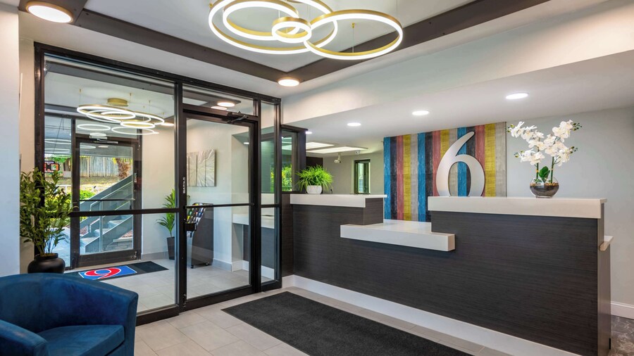 Motel 6 Charlotte, NC - Coliseum