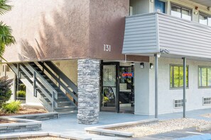 Exterior - Motel 6 Charlotte, NC - Coliseum (Charlotte)