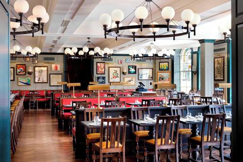 Breakfast, lunch, dinner served; British cuisine