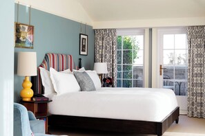 Suite, 1 cama de matrimonio grande, no fumadores, vistas al parque (Terrace) | Ropa de cama de alta calidad, caja fuerte, cortinas opacas