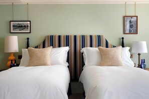 Premium bedding, in-room safe, blackout curtains, iron/ironing board - University Arms, Autograph Collection (Cambridge)