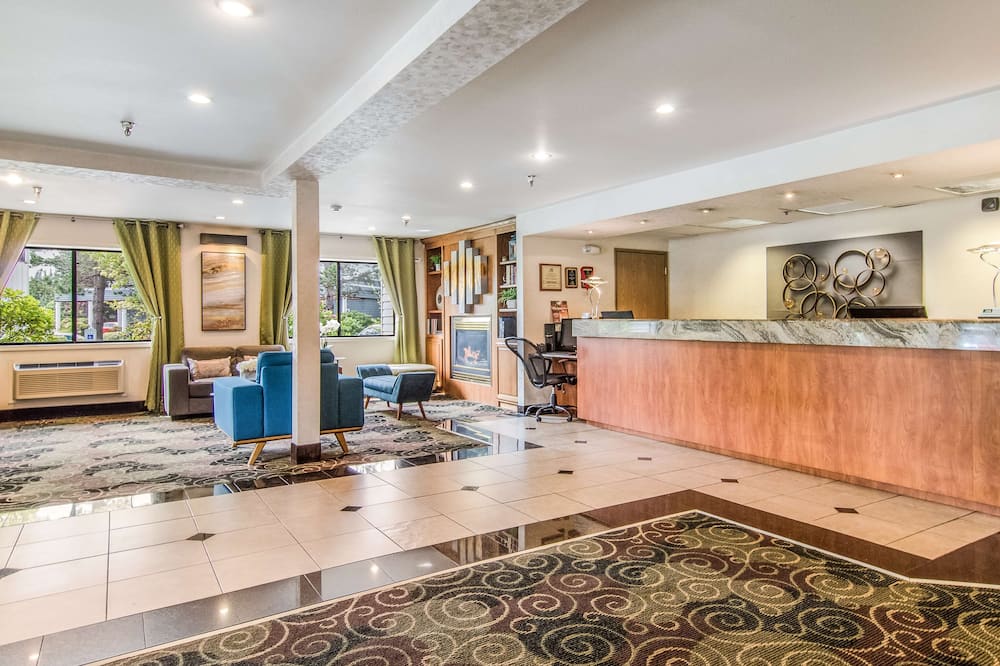 GuestHouse Inn & Suites Hotel Poulsbo