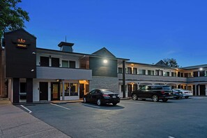 Exterior - Sather Berkeley, SureStay Collection by Best Western (Berkeley)