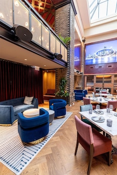 Restaurant at Thompson Chicago, by Hyatt