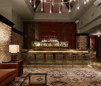 2 bars/lounges at Thompson Chicago, by Hyatt