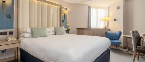 Deluxe Double Room | Premium bedding, in-room safe, desk, laptop workspace