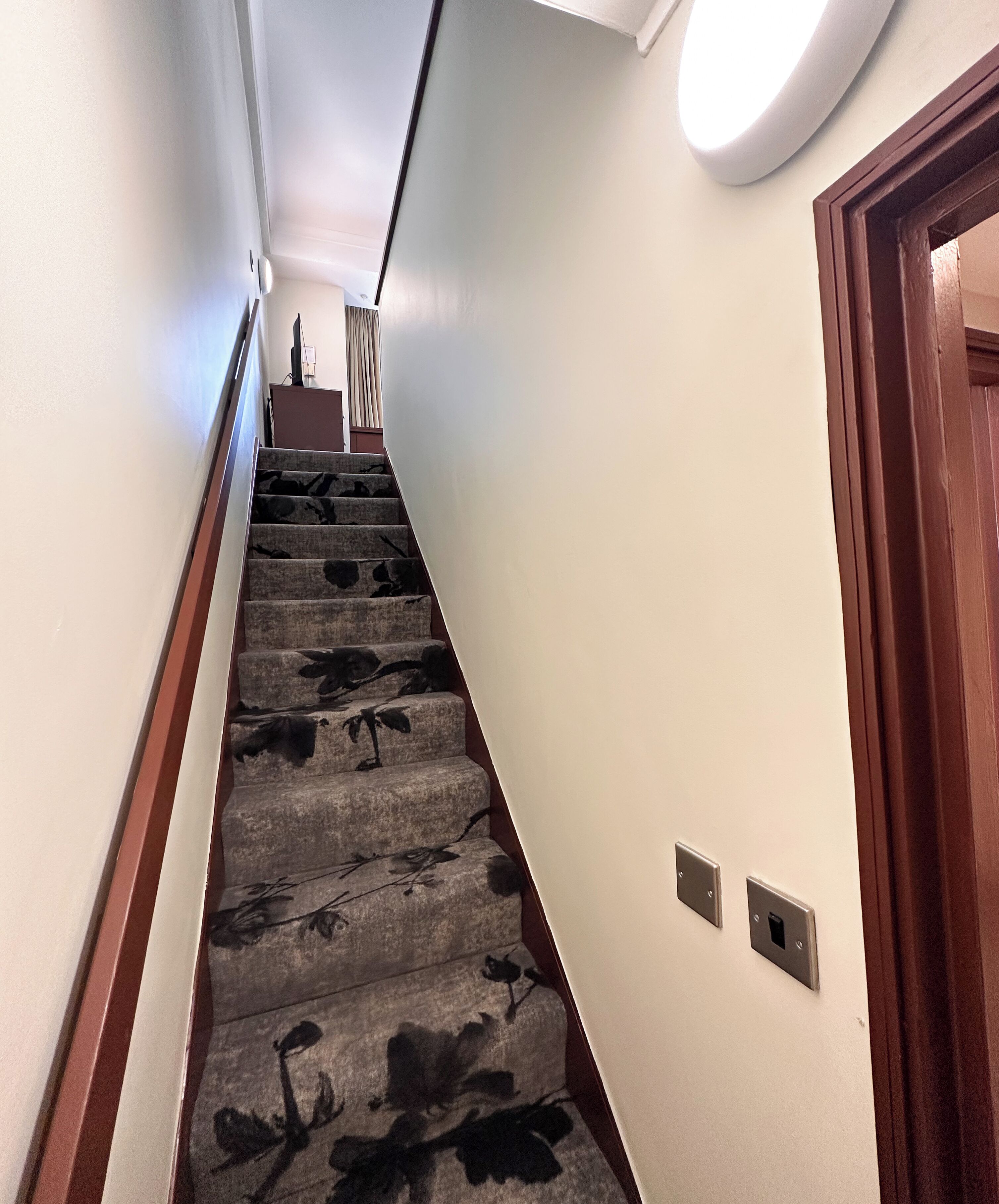 family duplex (standard) | premium bedding, in-room safe, desk, laptop workspace