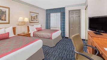 Suite, 2 Double Beds, Non Smoking (2 Double Beds) | Egyptian cotton sheets, premium bedding, pillow-top beds, in-room safe