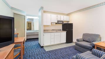 Suite, 2 Double Beds, Non Smoking (2 Double Beds) | Egyptian cotton sheets, premium bedding, pillowtop beds, in-room safe
