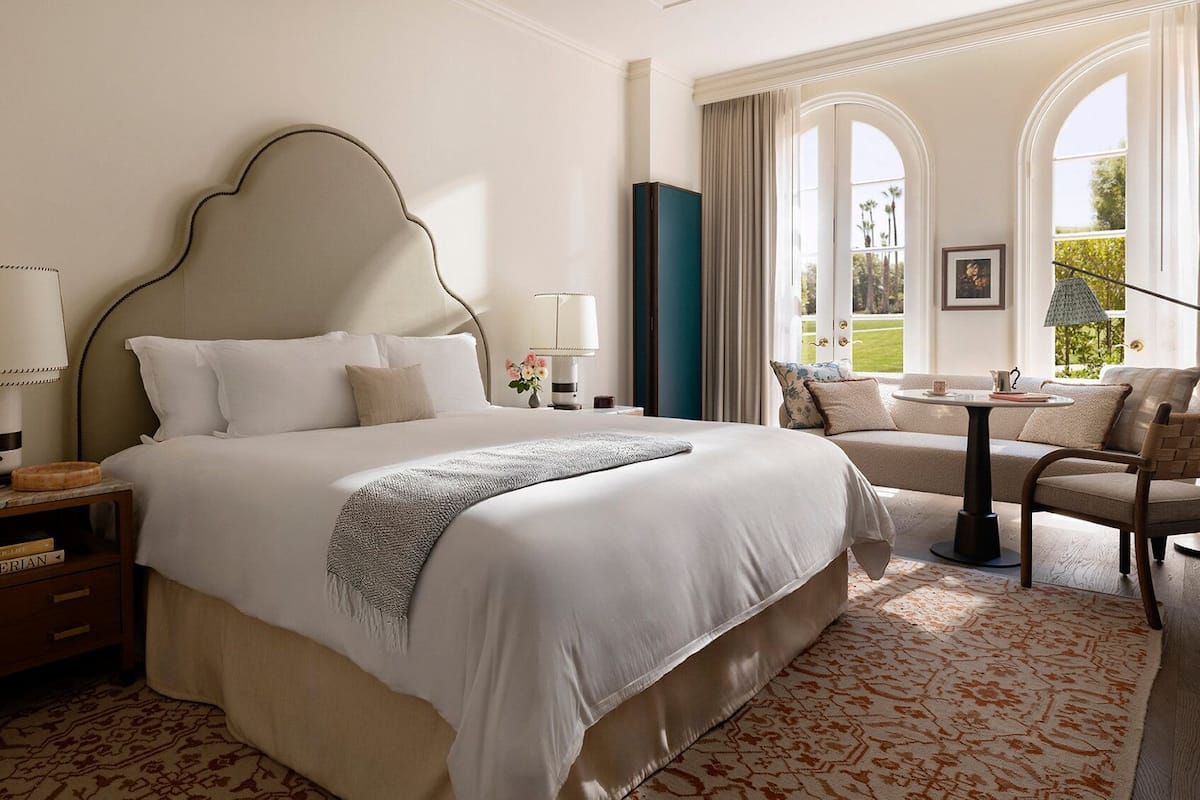 1 bedroom, premium bedding, down comforters, in-room safe