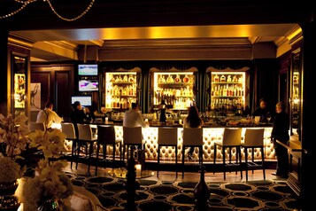 Bar (in der Unterkunft)