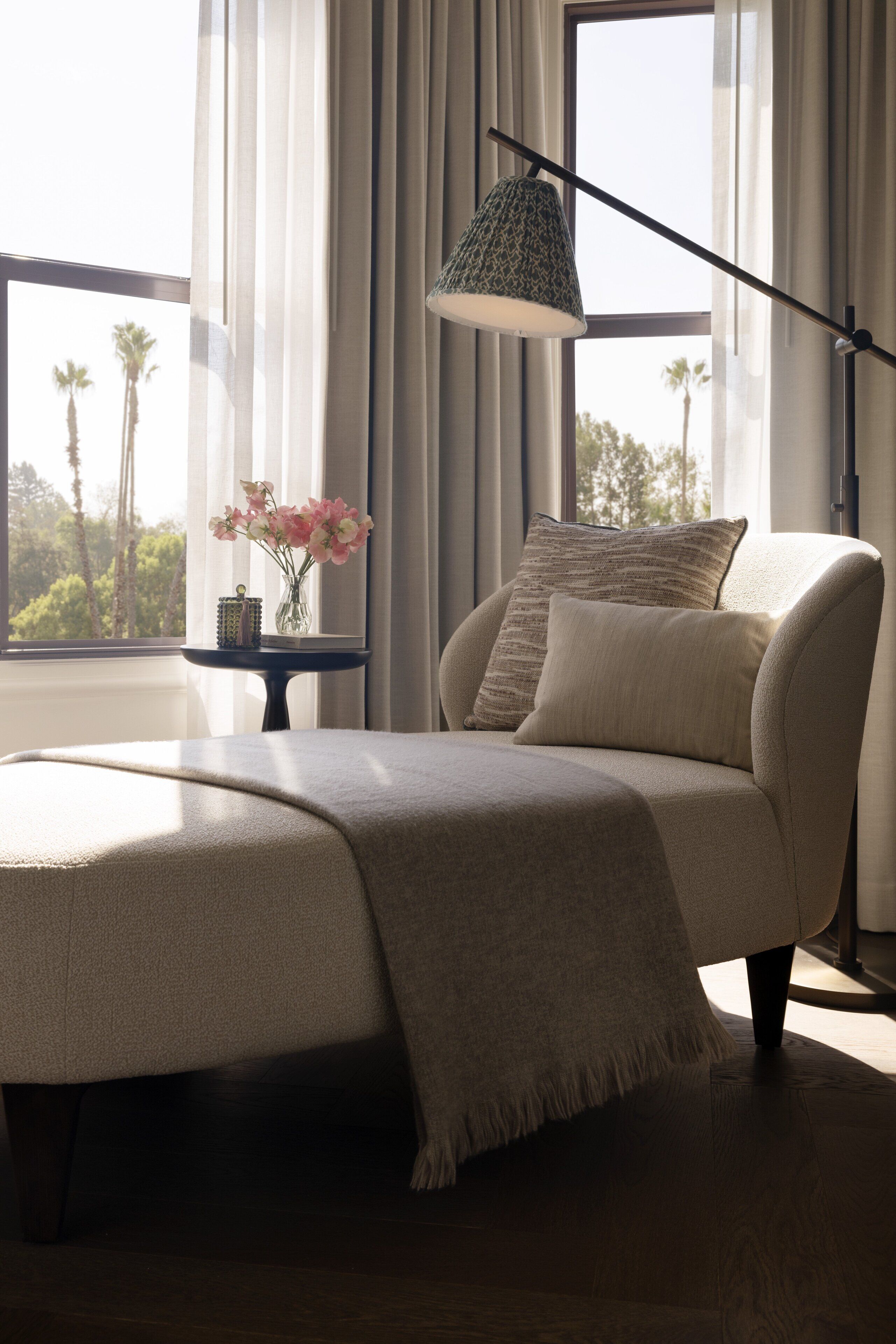 Premium bedding, down comforters, in-room safe, desk