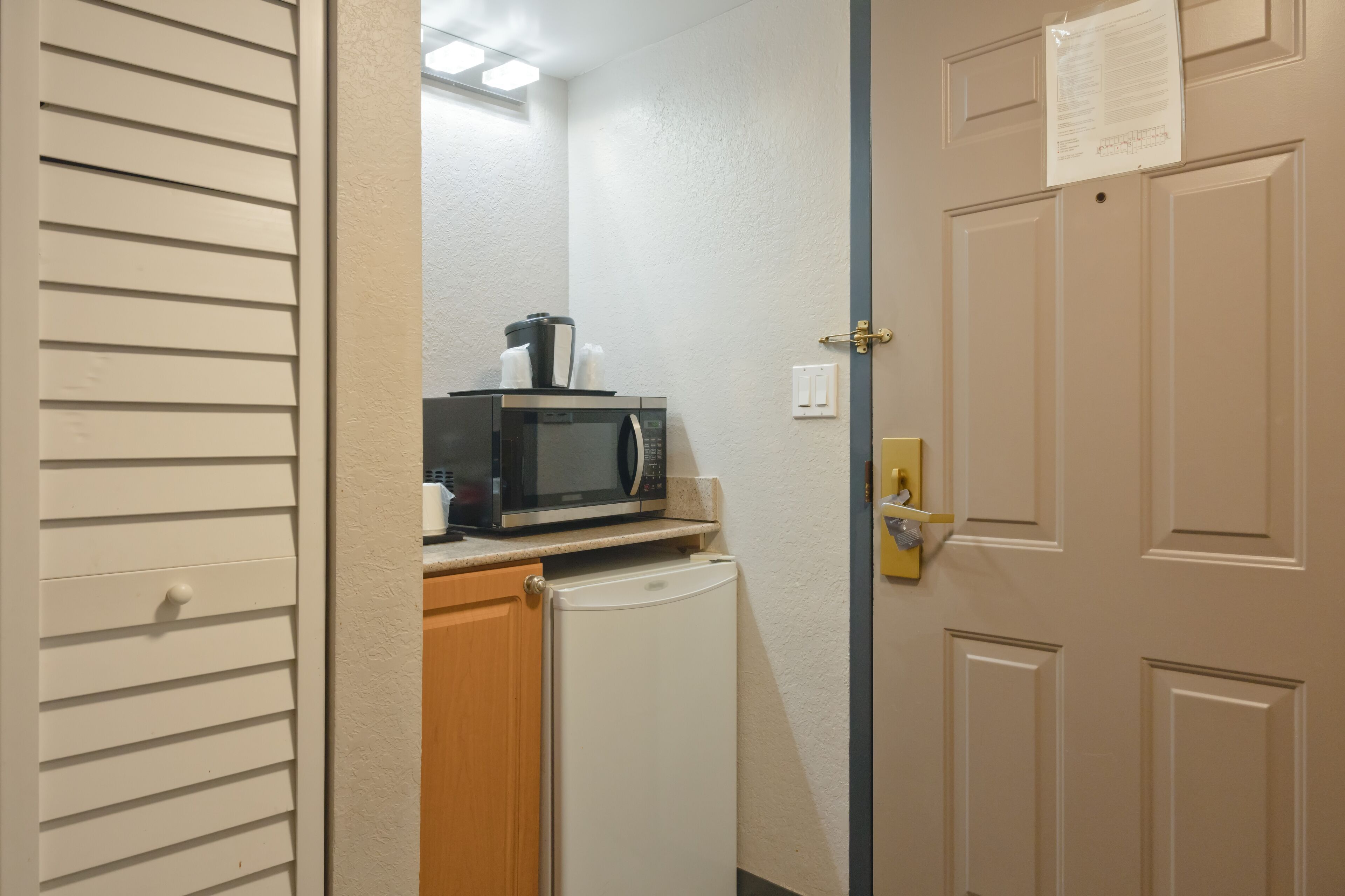 Photo - The Palms Inn & Suites Miami, Kendall, FL