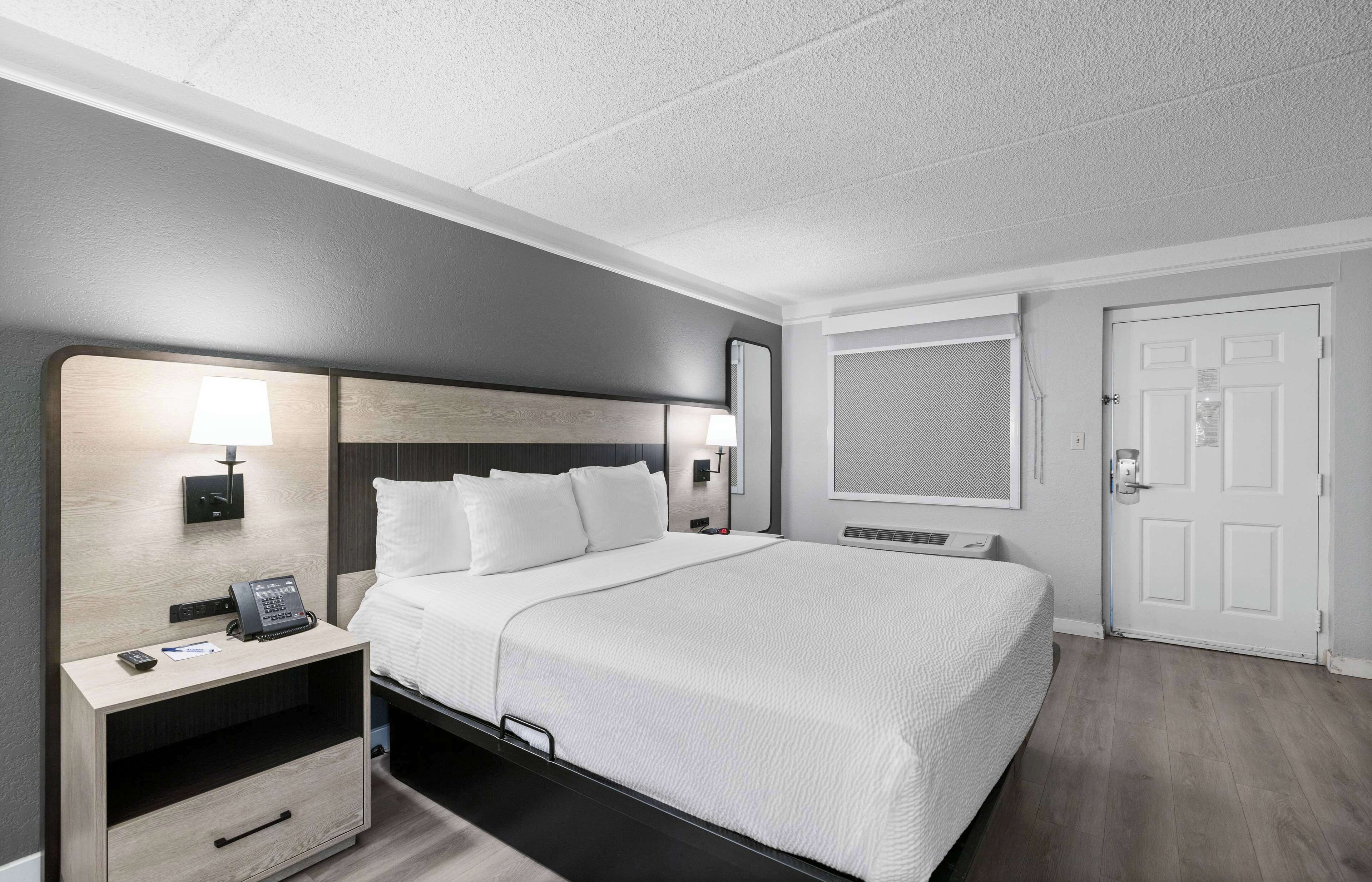 Photo - La Quinta Inn by Wyndham Stockton