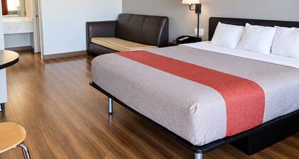 Motel 6 Safford, AZ