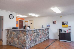Lobby - Motel 6 Safford, AZ (Safford)