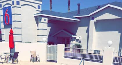 Motel 6 Safford, AZ