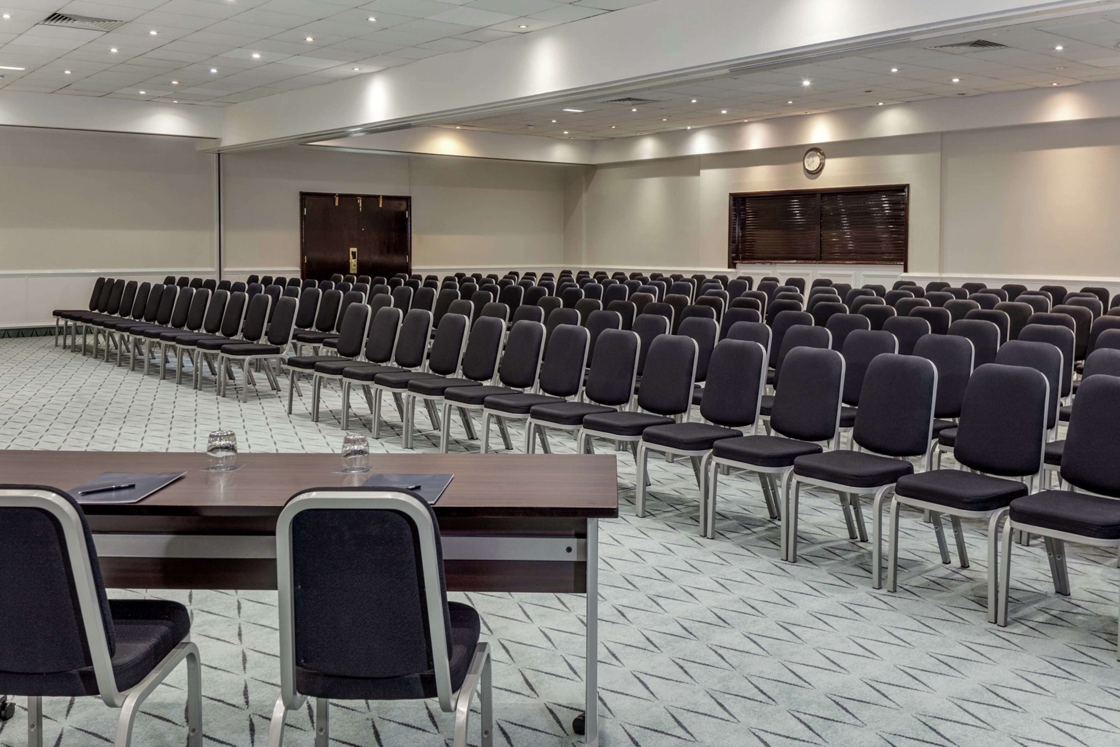 สถานที่จัดงานประชุม
