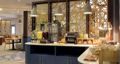 DoubleTree by Hilton Manchester Airport