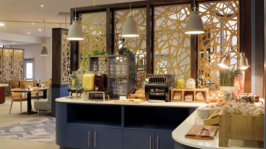 DoubleTree by Hilton Manchester Airport