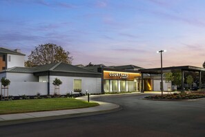 Exterior - Courtyard by Marriott San Mateo Foster City (Foster City)