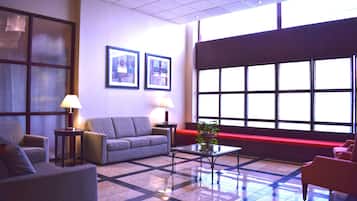 Sala de estar en el lobby
