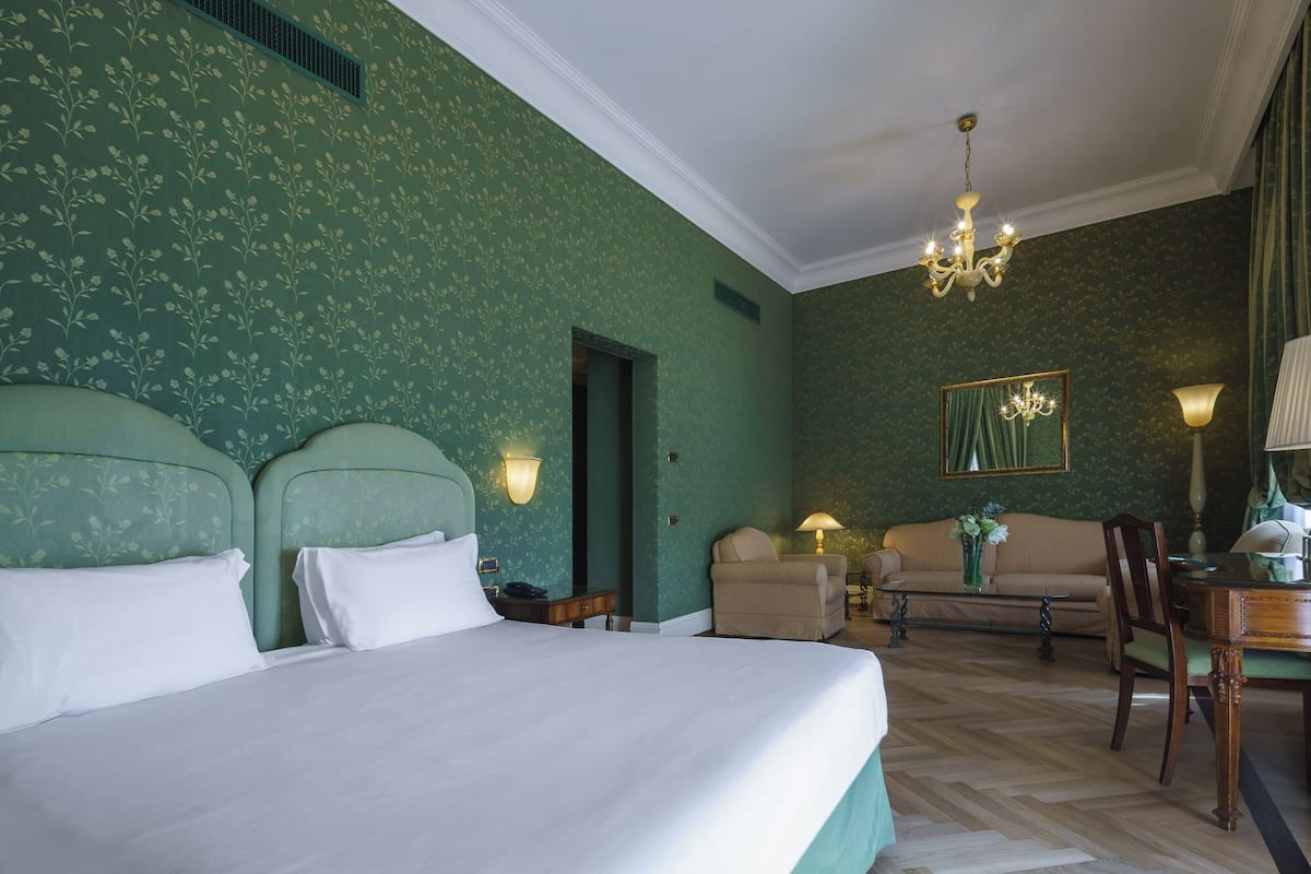 Standard Suite, Sea View (3 Pax) | Premium bedding, down comforters, minibar, in-room safe