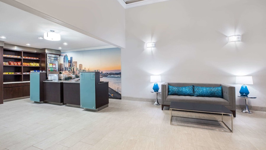 La Quinta Inn by Wyndham Everett