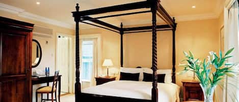 Luxury Double Room | In-room safe, iron/ironing board, free cots/infant beds, free WiFi