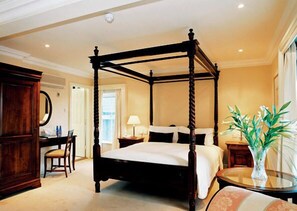 Luksus-dobbeltrom | Safe på rommet, strykejern/-brett og barnesenger (inkludert)