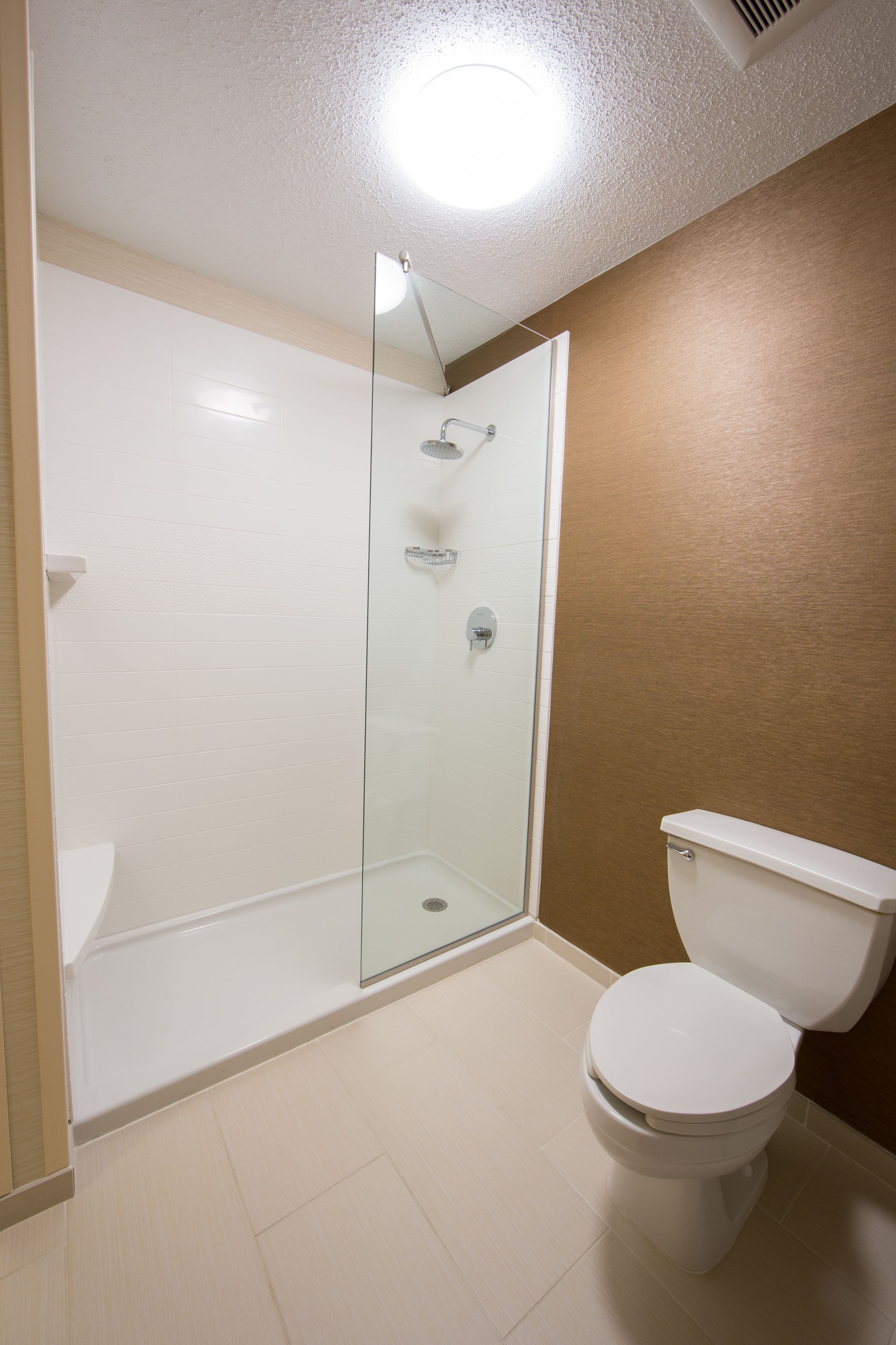 room, 1 king bed | bathroom | free toiletries, hair dryer, towels, soap