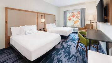 Bügeleisen/Bügelbrett, Babybetten, kostenloses WLAN