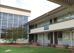 숙박 시설 구내