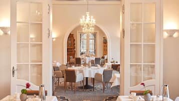 Ze serveren er ontbijt, lunch, diner en brunch