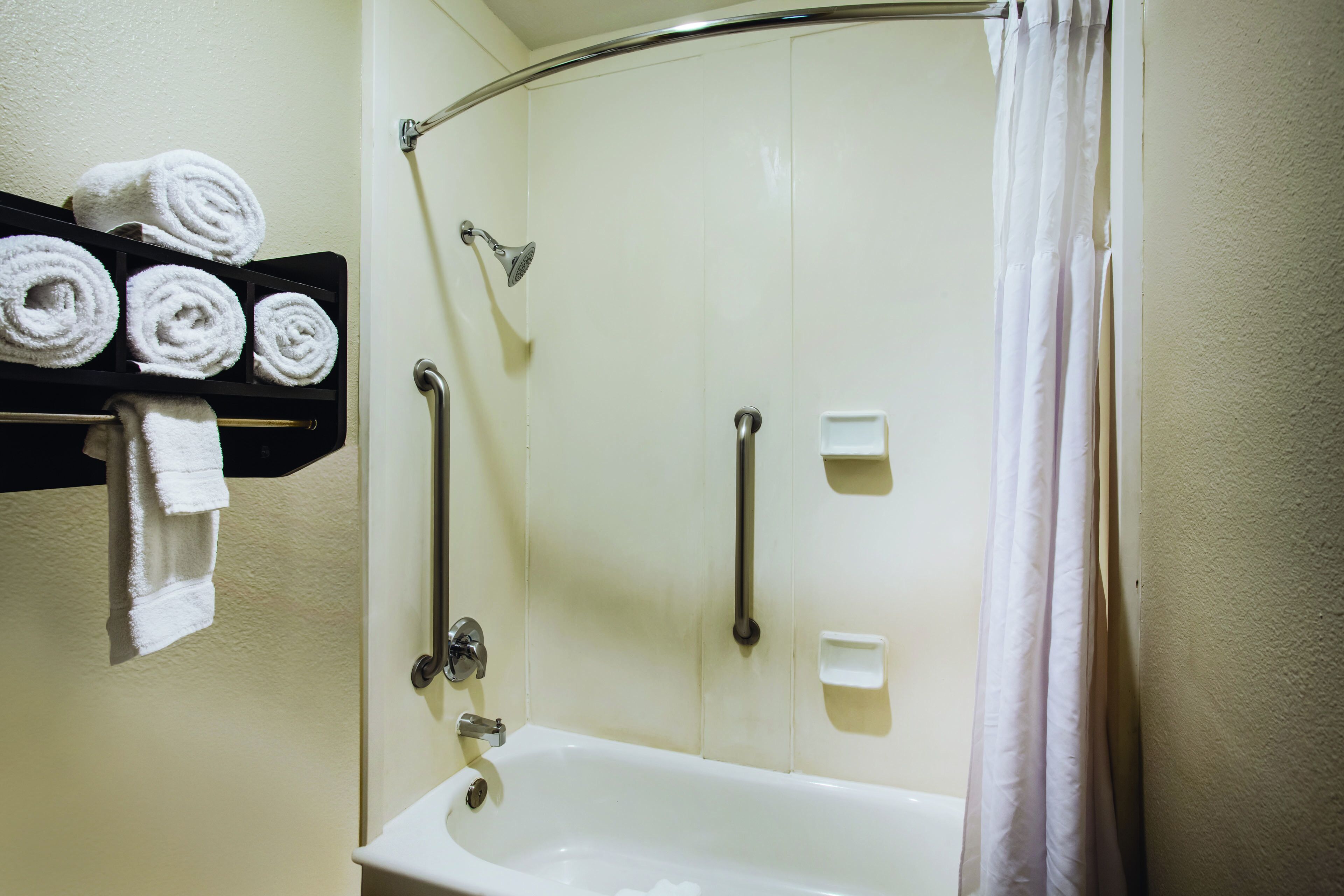 Photo - La Quinta by Wyndham Carlsbad - Legoland Area