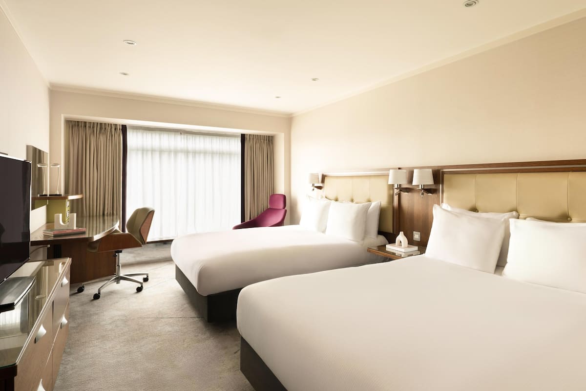 Hypo-allergenic bedding, in-room safe, desk, laptop workspace