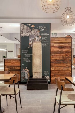 Snack-bar