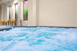 Piscine couverte