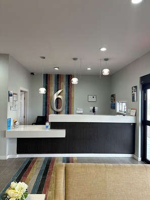 Reception - Motel 6 Brookhaven, MS (Brookhaven)