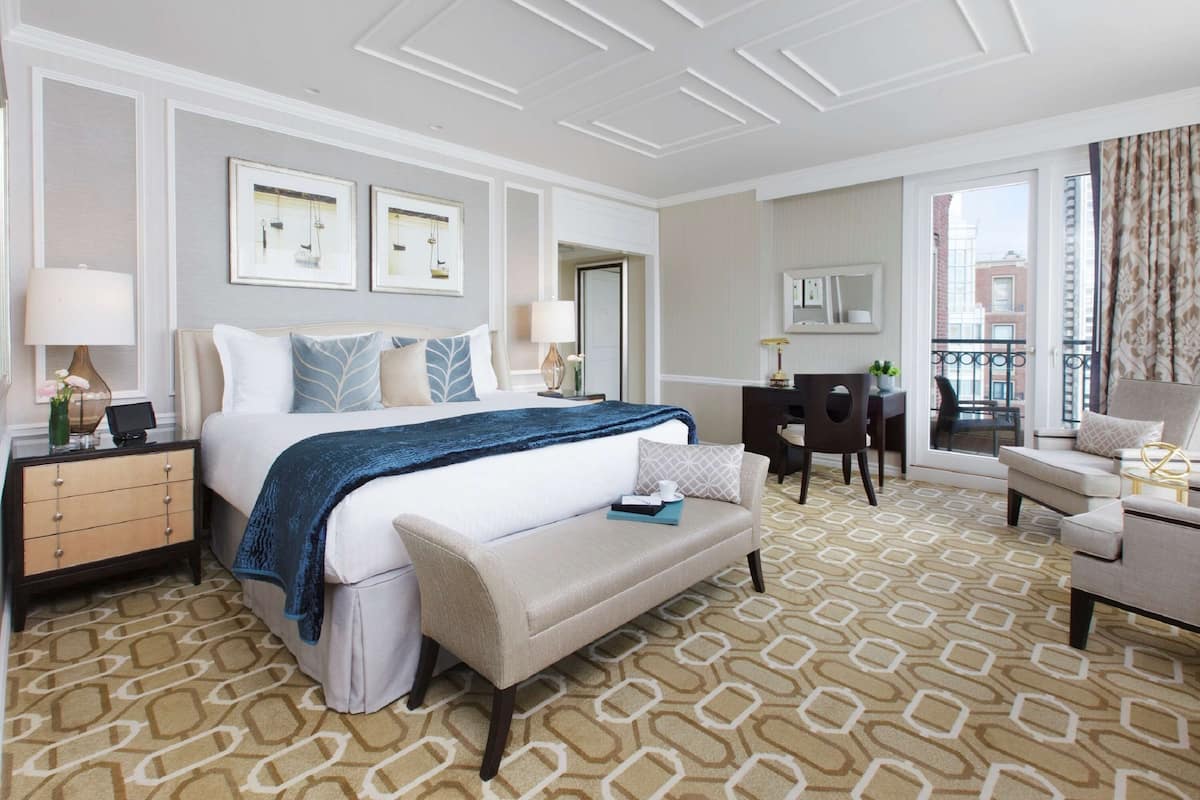 Suite, 1 très grand lit (Constitution Suite)