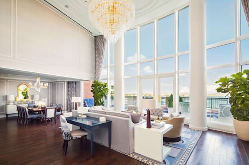 套房, 多张床 (John Adams Presidential Suite) | 意大利 Frette 床单、高档床上用品、加厚床垫、迷你吧
