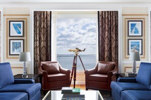 Suite, 1 très grand lit (Constitution Suite) | Vue de la chambre