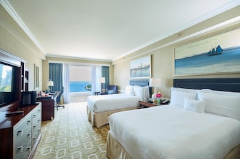 Boston Harbor Hotel