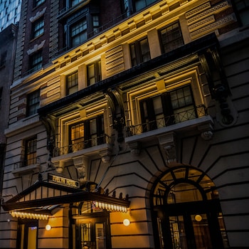 Exterior detail at The Evelyn Hotel