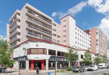 B&B HOTEL Amiens Centre Cathédrale