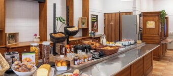 B&B HOTEL Amiens Centre Cathédrale