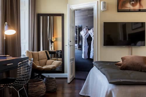 Ropa de cama de alta calidad, edredón y minibar